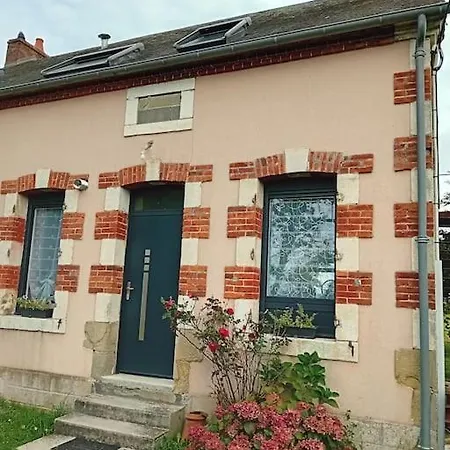 Logement Dans La Campagne Nerisienne Exterior photo